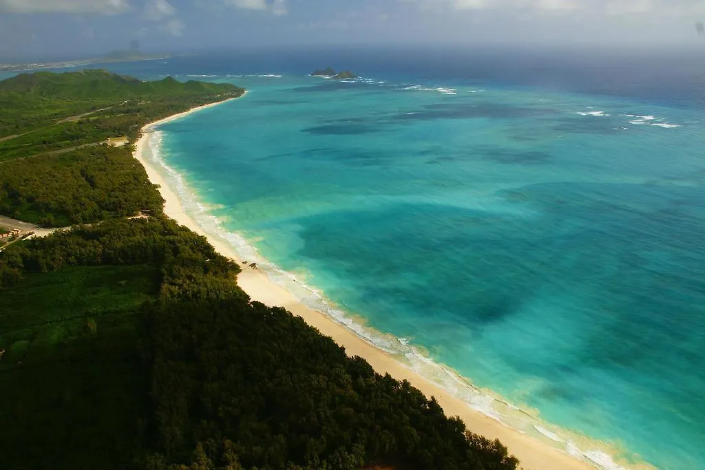 All Inclusive Waimanalo Beachlots, Sleeps 8 USA