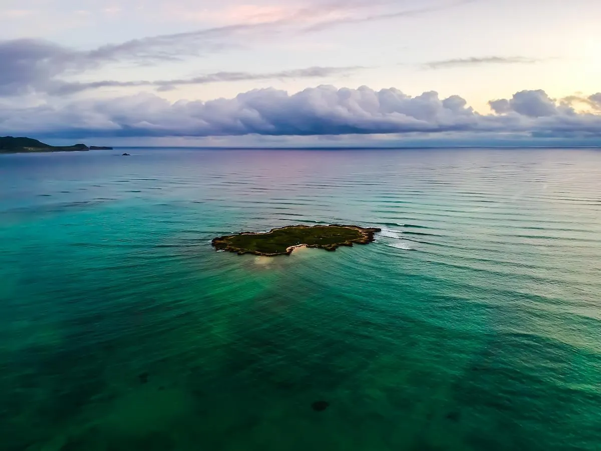 All Inclusive Waimanalo Beachlots, Sleeps 8
